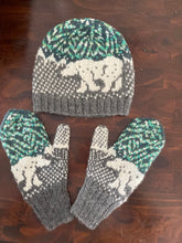 Load image into Gallery viewer, Northern Spirit Hat & Mitten Kit