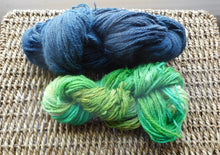 Load image into Gallery viewer, Northern Spirit Hat & Mitten Kit