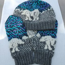 Load image into Gallery viewer, Northern Spirit Hat & Mitten Kit