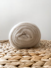 Load image into Gallery viewer, Thrum Mitt Kit I Juicy Fruit Collection