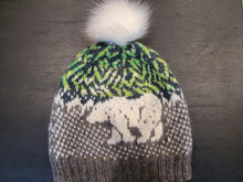 Load image into Gallery viewer, Northern Spirit Hat & Mitten Kit
