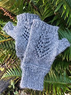 Lace Tree Wrist Warmer Knitting Pattern